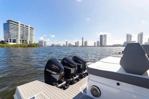 38FT (11.58M) CRUISERS YACHTS