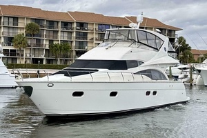 59FT (17.98M) MARQUIS Worth Avenue Yachts
