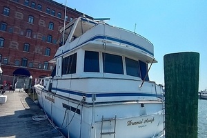 Dreamin Aweigh 50ft Chris Craft Yacht For Sale