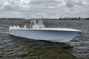 37FT (11.28M) SEAVEE yacht for sale