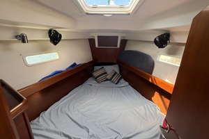 Day Of Air 37ft Beneteau Yacht For Sale