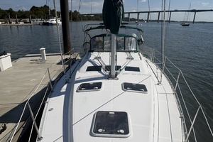 Day Of Air 37ft Beneteau Yacht For Sale