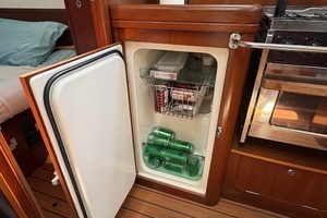 Day Of Air 37ft Beneteau Yacht For Sale