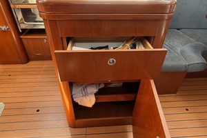 Day Of Air 37ft Beneteau Yacht For Sale