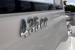 43ft Everglades Yacht For Sale