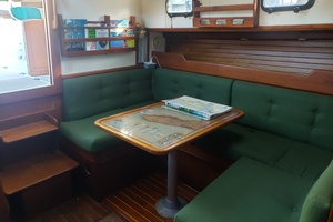 Mystic 31ft Cape Dory Yacht For Sale