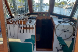 Mystic 31ft Cape Dory Yacht For Sale