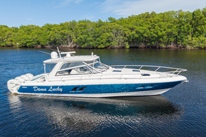 Damn Lucky 2019 Intrepid 475 Sport Yacht Yacht For Sale in Fort Lauderdale FL