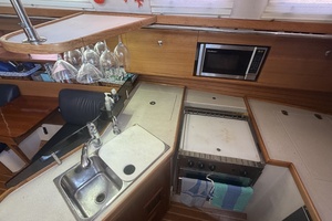 Ensenel 38ft Catalina Yacht For Sale