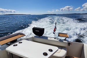 CHEERS 27ft Sea Ray Yacht For Sale