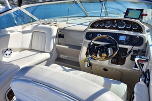 CHEERS 27ft Sea Ray Yacht For Sale