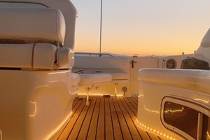 CHEERS 27ft Sea Ray Yacht For Sale