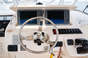 DEVY DO 33ft Grady White Yacht For Sale
