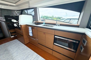 NAUTI LIFE
