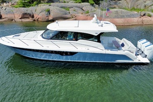 NAUTI LIFE