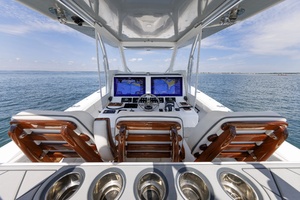 LONESOME COWBOY 39ft Front Runner Yacht For Sale