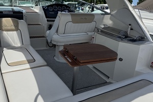 Just Right 31ft Sea Ray Yacht For Sale