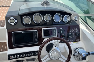 Just Right 31ft Sea Ray Yacht For Sale