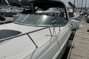 Just Right 31ft Sea Ray Yacht For Sale