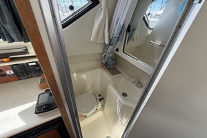28ft Bayliner Yacht For Sale