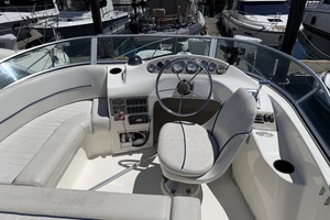 28ft Bayliner Yacht For Sale