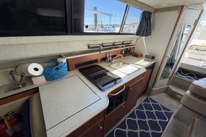 28ft Bayliner Yacht For Sale