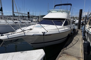 28ft Bayliner Yacht For Sale