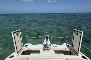 25ft World Cat Yacht For Sale