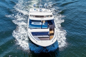 44FT (13.44M) REGAL Worth Avenue Yachts