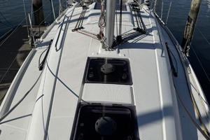 KAIFU 31ft Beneteau Yacht For Sale