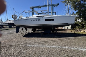 KAIFU 31ft Beneteau Yacht For Sale
