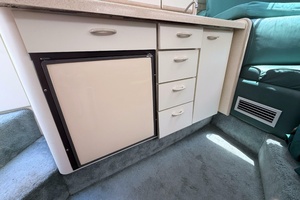 27ft Wellcraft Yacht For Sale