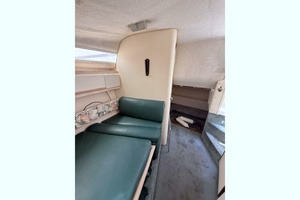 27ft Wellcraft Yacht For Sale