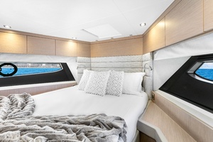 68FT (20.8M) SUNSEEKER