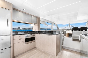 68FT (20.8M) SUNSEEKER