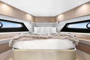 68FT (20.8M) SUNSEEKER