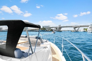 68FT (20.8M) SUNSEEKER