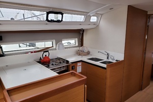 FAR NIENTE 43ft Jeanneau Yacht For Sale