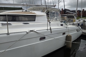 42ft Fountaine Pajot Yacht For Sale