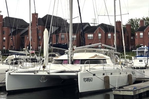 42ft Fountaine Pajot Yacht For Sale
