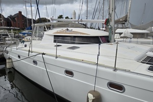 42ft Fountaine Pajot Yacht For Sale