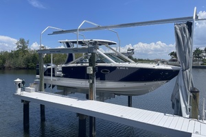 28ft Chaparral Yacht For Sale