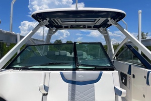 28ft Chaparral Yacht For Sale