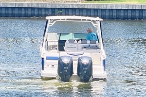 28ft Chaparral Yacht For Sale