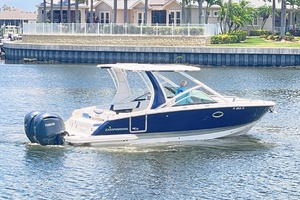 28ft Chaparral Yacht For Sale