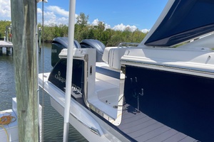 28ft Chaparral Yacht For Sale