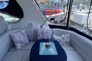 GEORGIE GIRL 32ft Four Winns Yacht For Sale