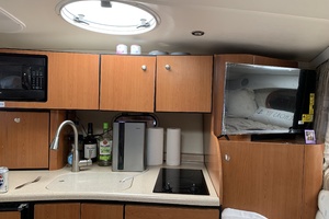 GEORGIE GIRL 32ft Four Winns Yacht For Sale