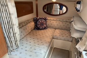 GEORGIE GIRL 32ft Four Winns Yacht For Sale