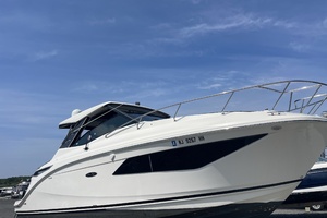 Photo 6787019 for 2019 Sea Ray Sundancer 320  